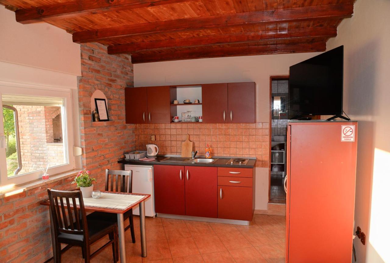 Guest House Blazevic Gornja Gracenica Exterior foto