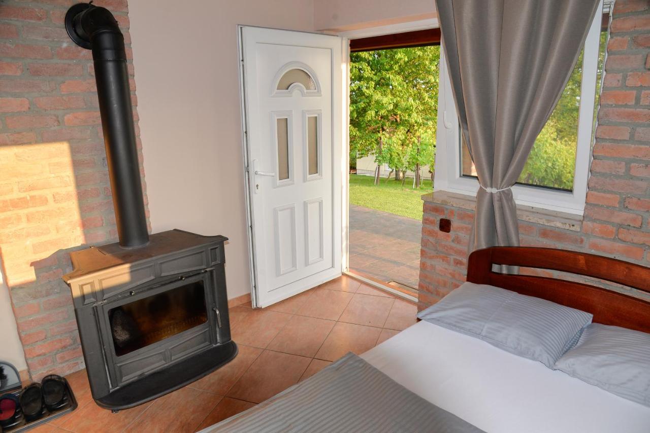 Guest House Blazevic Gornja Gracenica Exterior foto